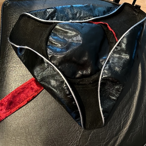 4 Piece Swashbuckler costume - Picture 3 of 6